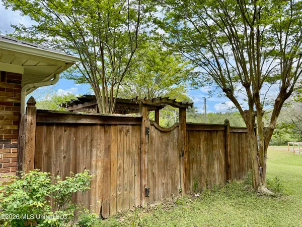 $170,000 | 739 Highway 487, Carthage, MS 39051