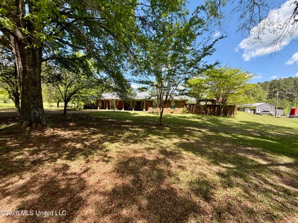 $170,000 | 739 Highway 487, Carthage, MS 39051