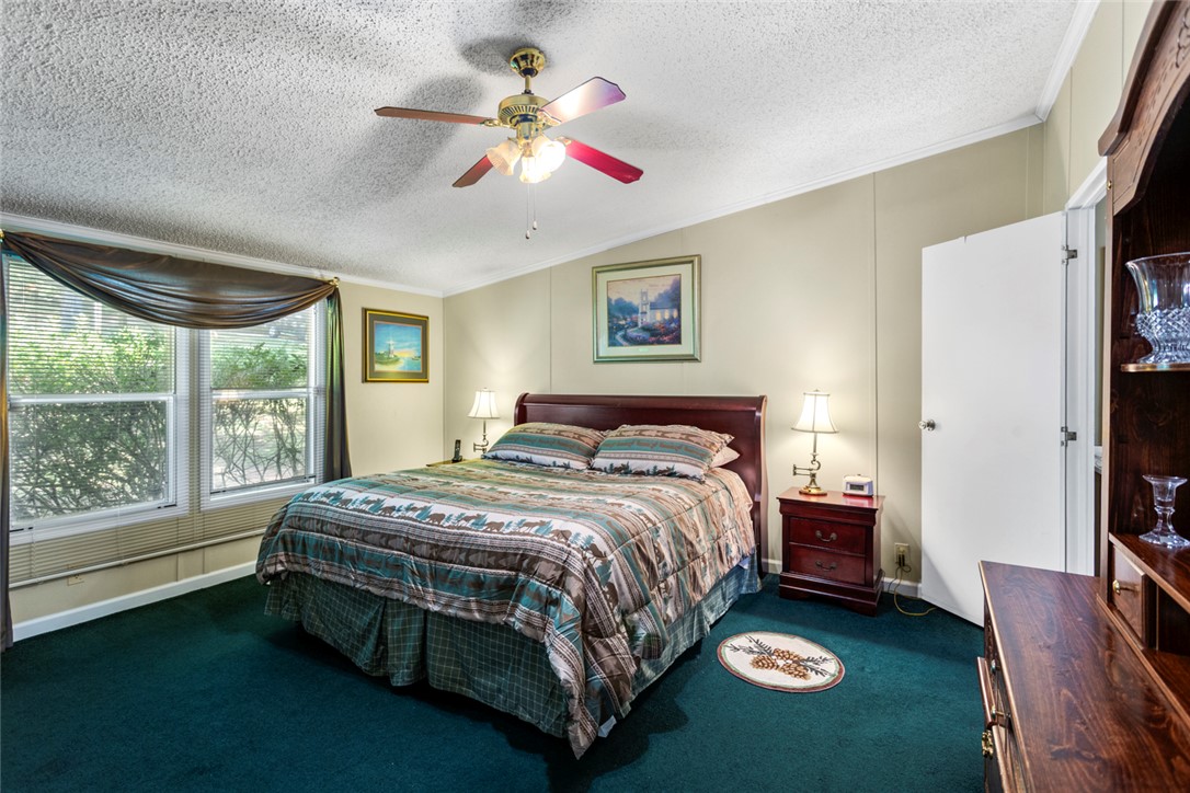 155 Whitman Hollow Road Walhalla, SC 29691 - Photo 22 of 48 Master bedroom