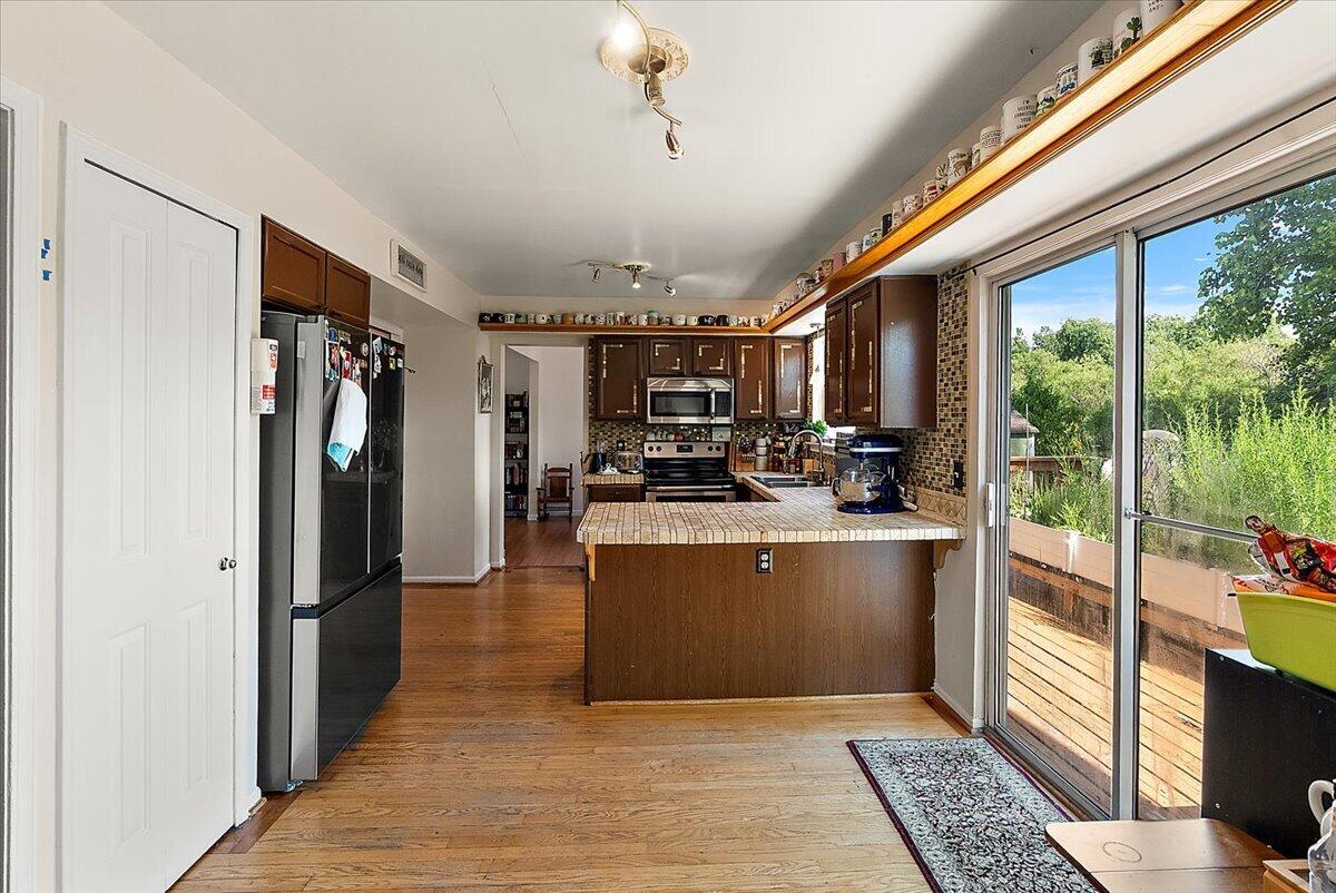 3223 Roon The Ben Ann Arbor, MI 48108 - Photo 19 of 54 36-3223 Roon the Ben-36
