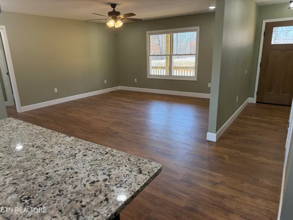 $299,000 | 382 Bear Knob Lane, Crawford, TN 38554