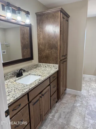 $299,000 | 382 Bear Knob Lane, Crawford, TN 38554