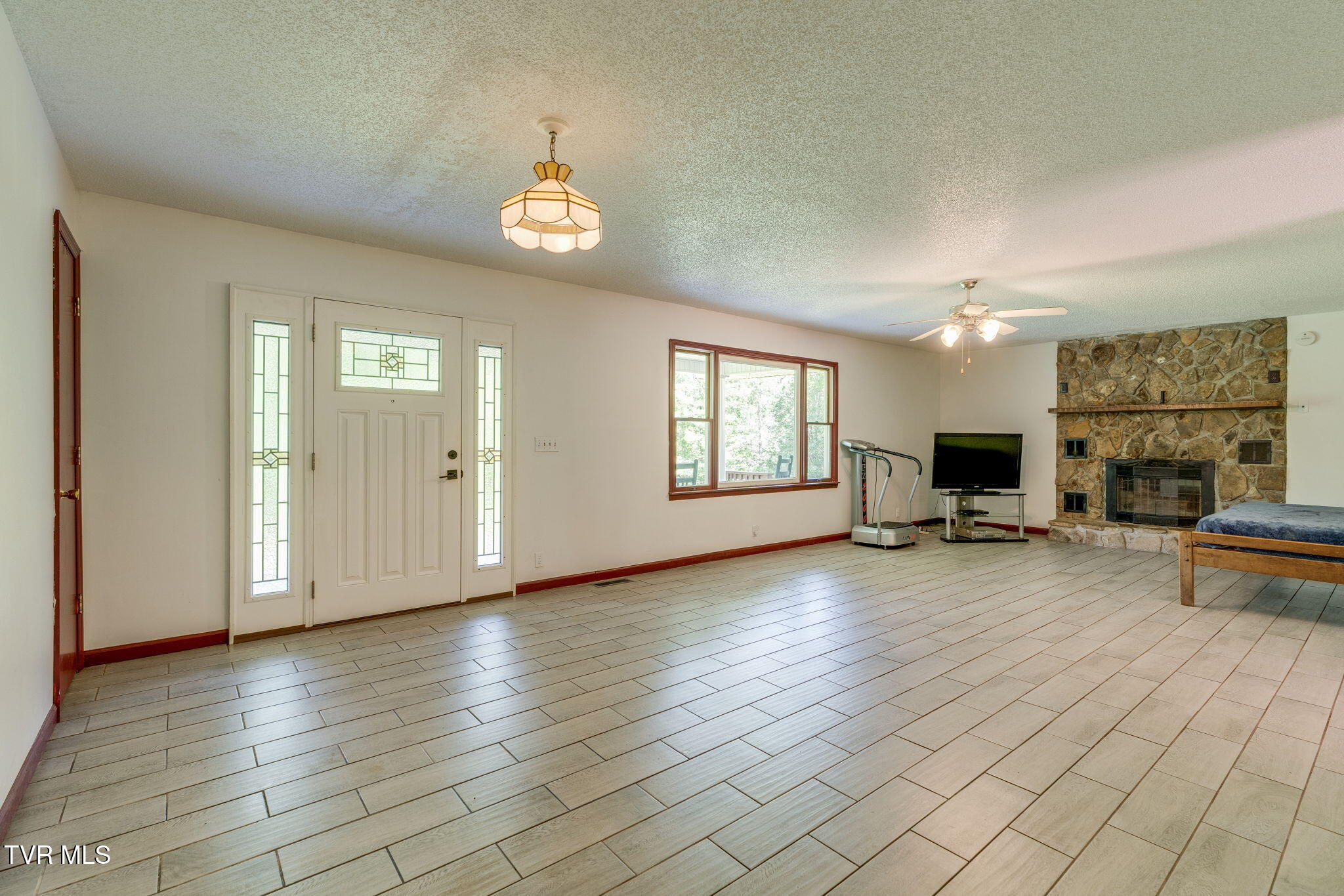 959 Dry Creek Road Jonesborough, TN 37659 - Photo 6 of 54 006