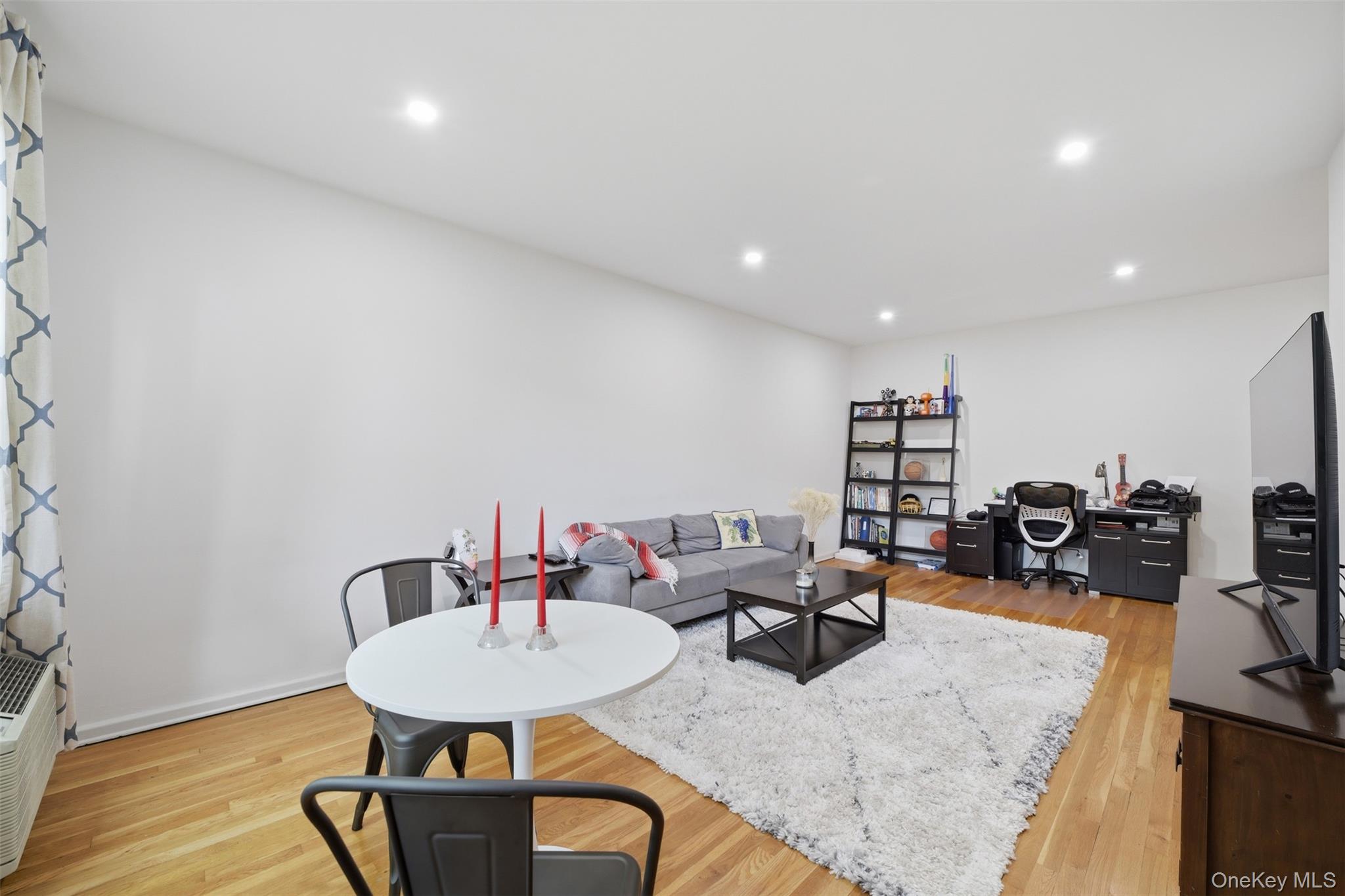 953 West Boston Post Road, Unit 3A Mamaroneck, NY 10543 - Photo 9 of 36