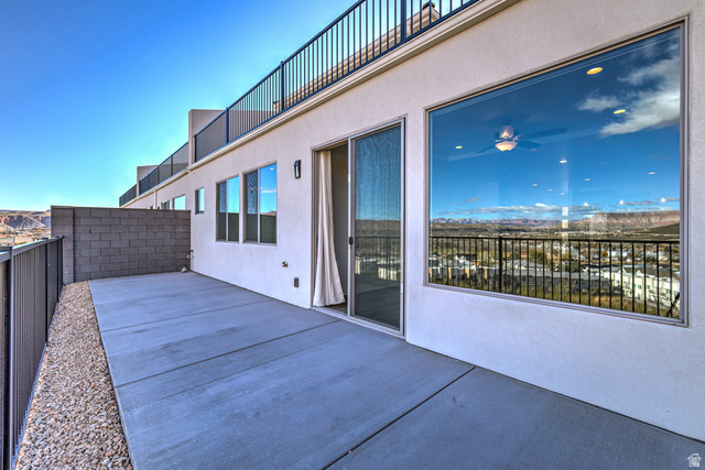 2072 W. 320 S. Hurricane, UT 84737 - Photo 22 of 46 View of patio showing Upper Balcony