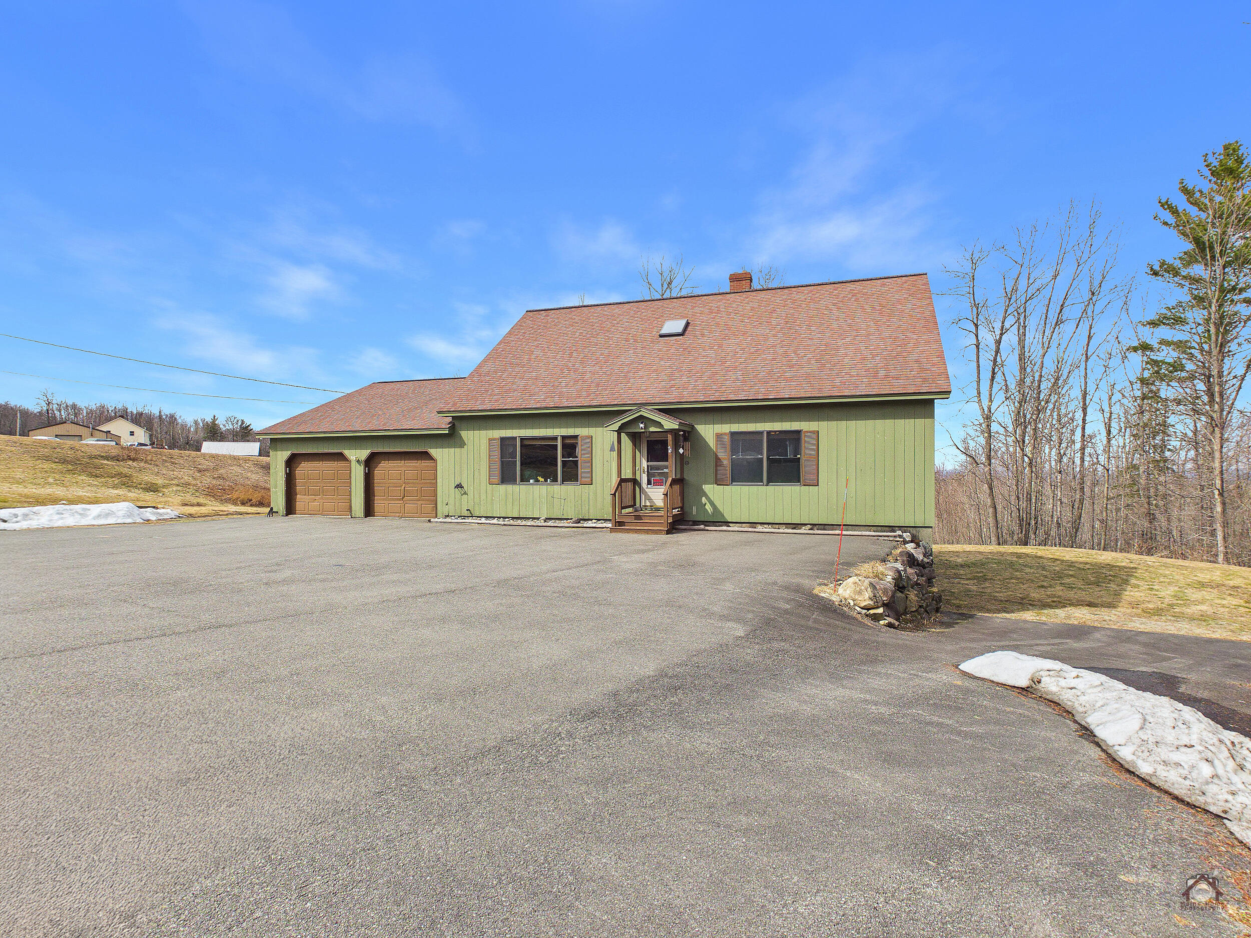 624 Mile Hill Road New Sharon, ME 04955 - Photo 11 of 45 110424gr-105