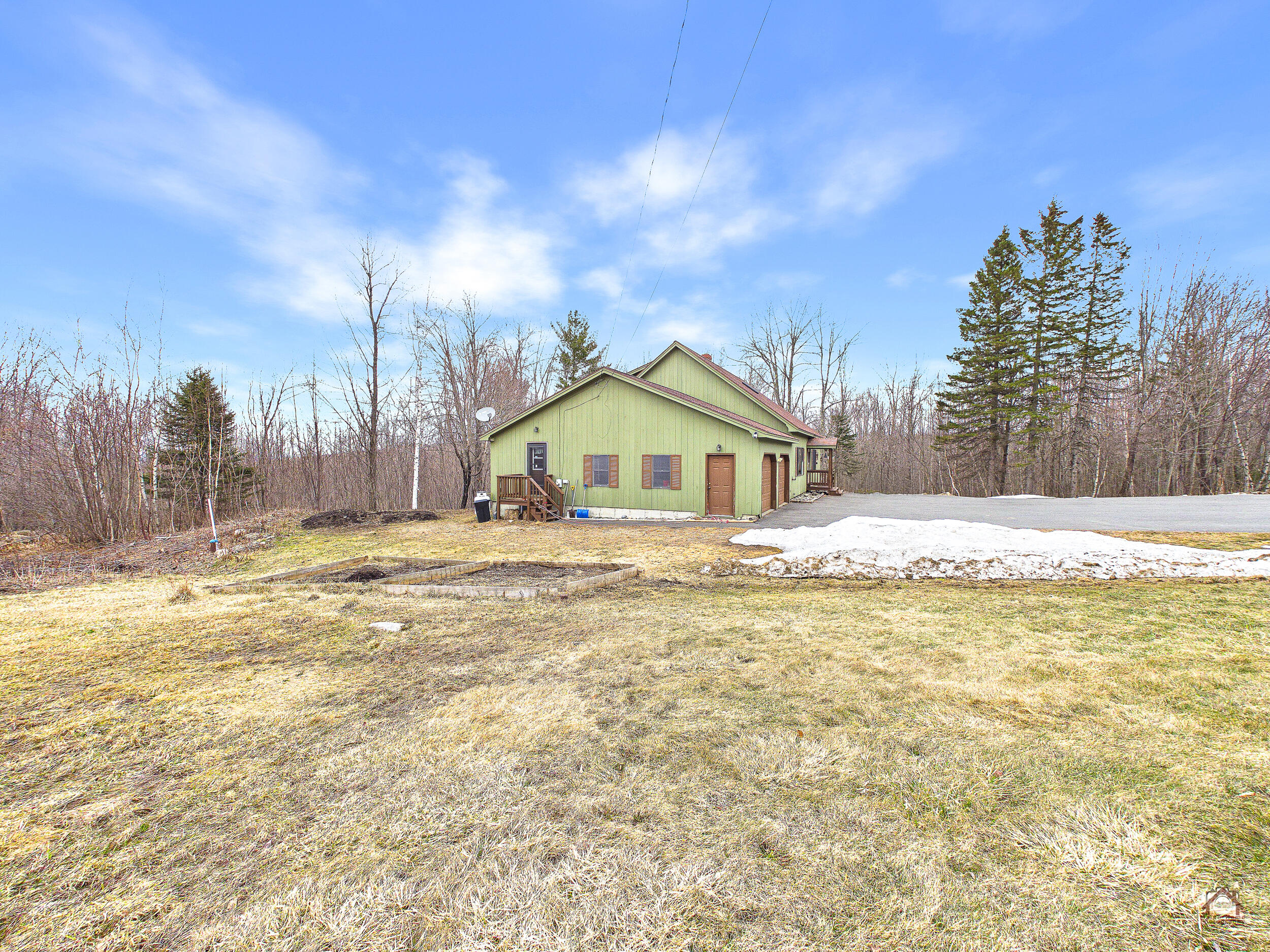 624 Mile Hill Road New Sharon, ME 04955 - Photo 10 of 45 110424gr-103
