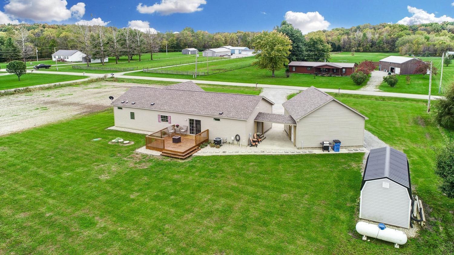 5119 Panhandle Road New Vienna, OH 45159 - Photo 4 of 39