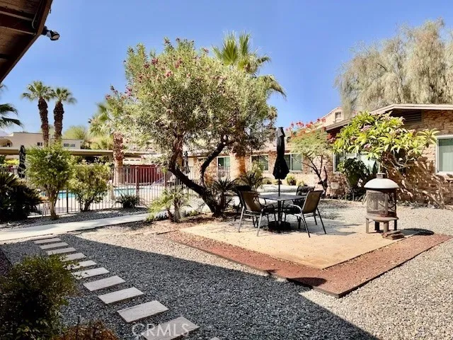 $2,095 | 74402 Abronia, Unit 6, Palm Desert, CA 92260