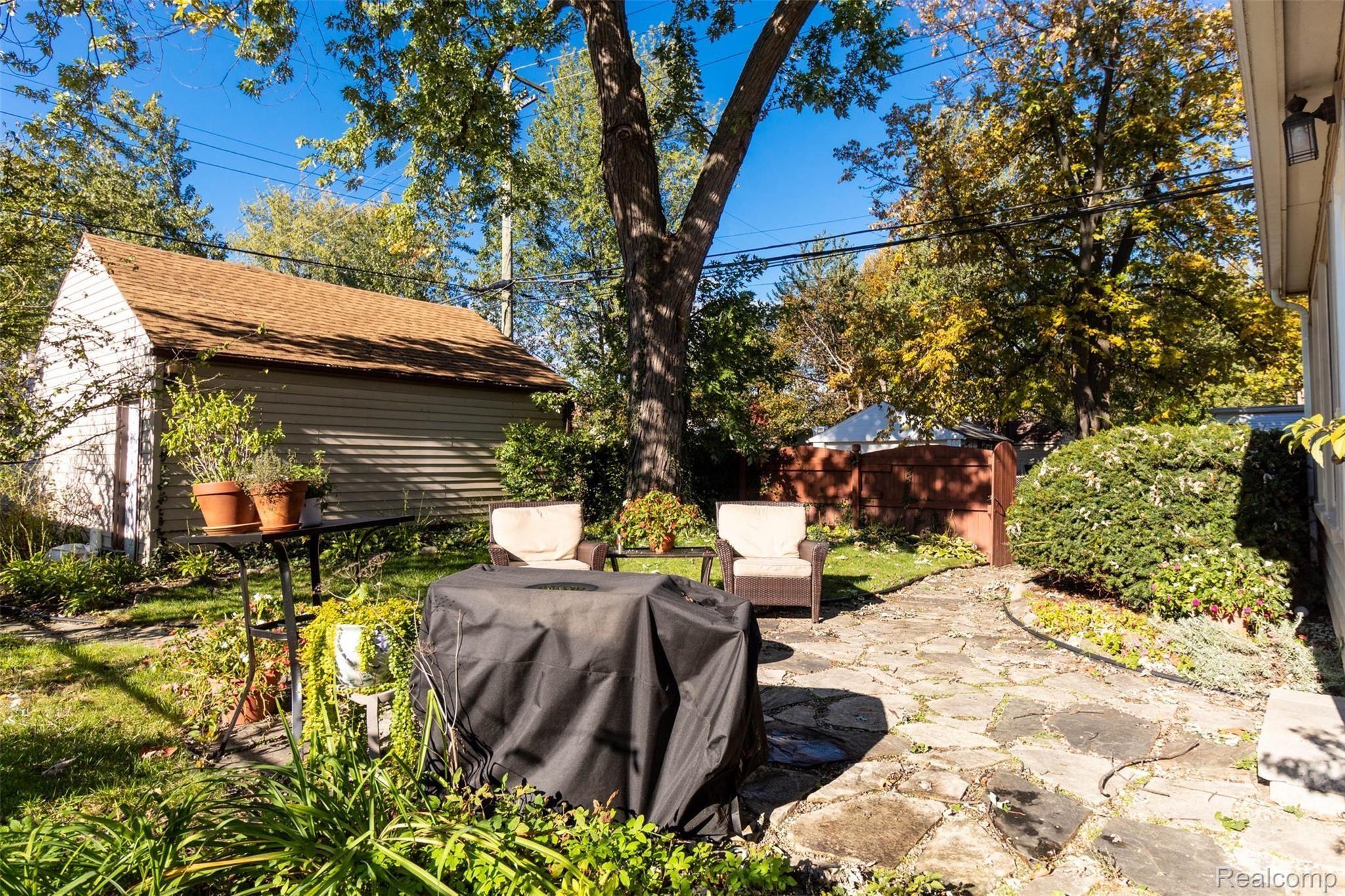 3553 Harvard Road Detroit, MI 48224 - Photo 43 of 46 yard (5).jpg