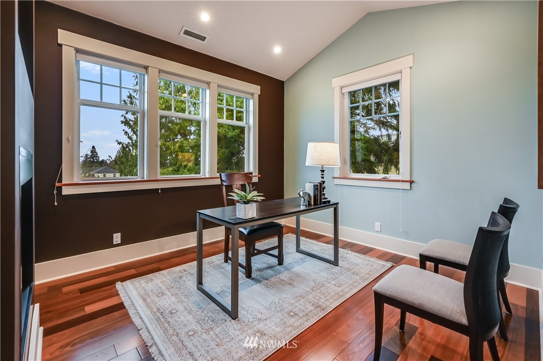6016 44th Avenue Southwest Seattle, WA 98136 - Photo 18 of 35 a workspace with furniture and a window