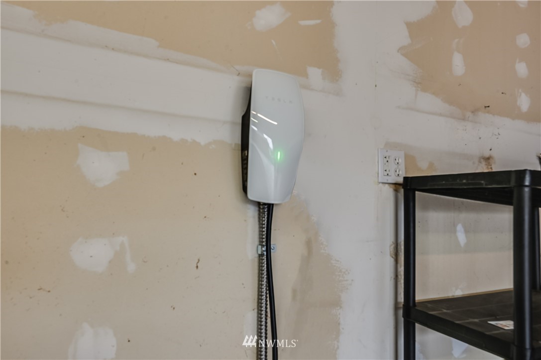 6016 44th Avenue Southwest Seattle, WA 98136 - Photo 33 of 35 a close view of bathroom