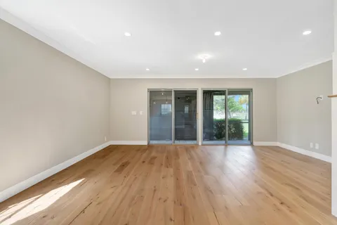 $329,000 | 18440 Southeast Wood Haven Lane, Unit A, Jupiter, FL 33469