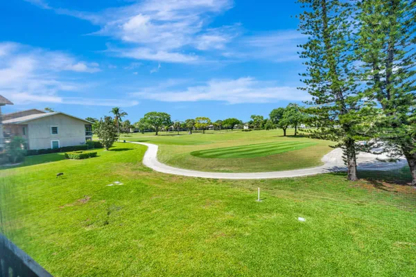 $329,000 | 18440 Southeast Wood Haven Lane, Unit A, Jupiter, FL 33469