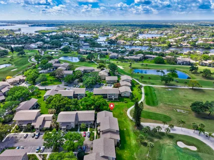 $329,000 | 18440 Southeast Wood Haven Lane, Unit A, Jupiter, FL 33469