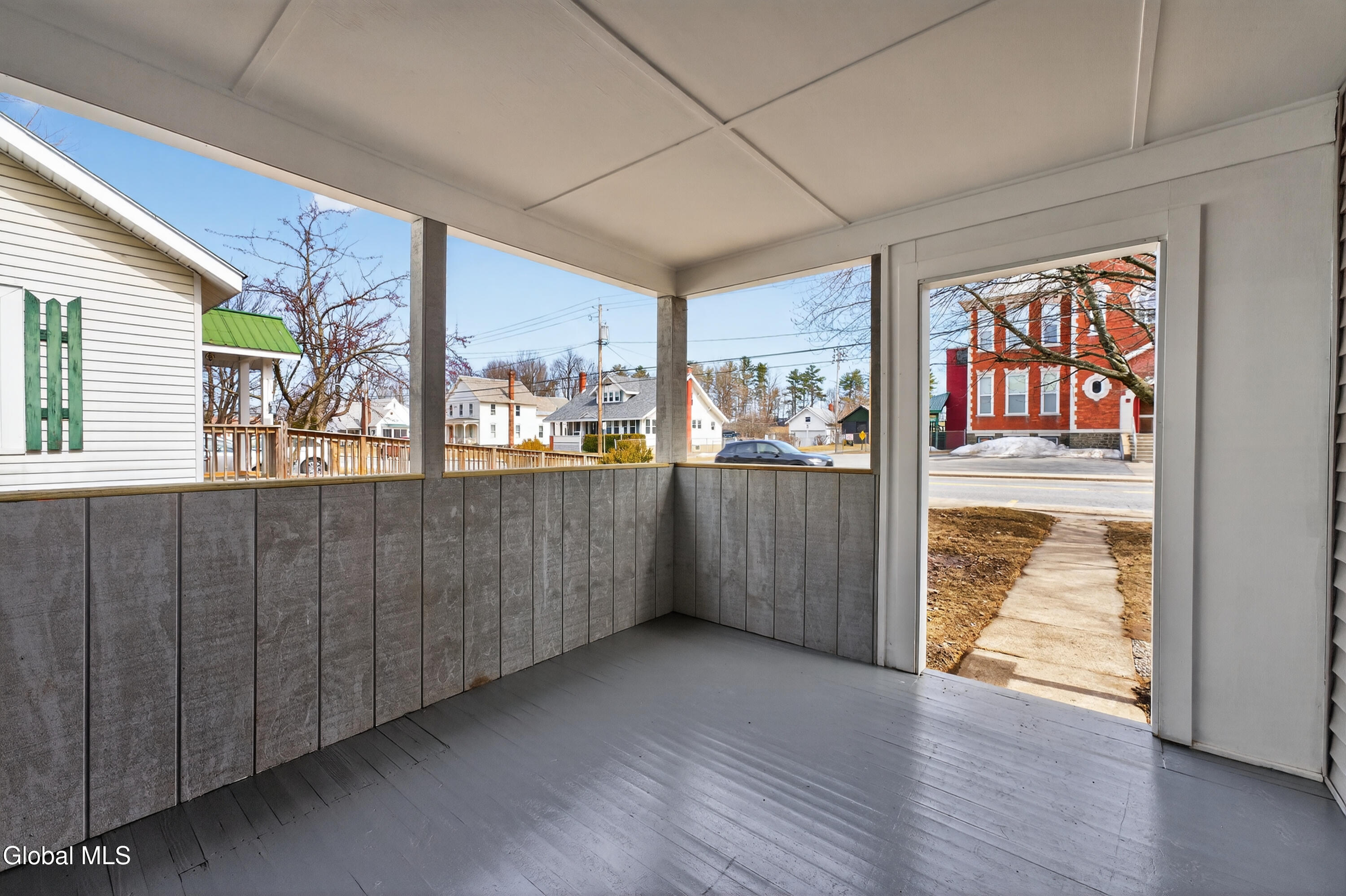 332 Main Street Corinth, NY 12822 - Photo 6 of 43 0 Front 5