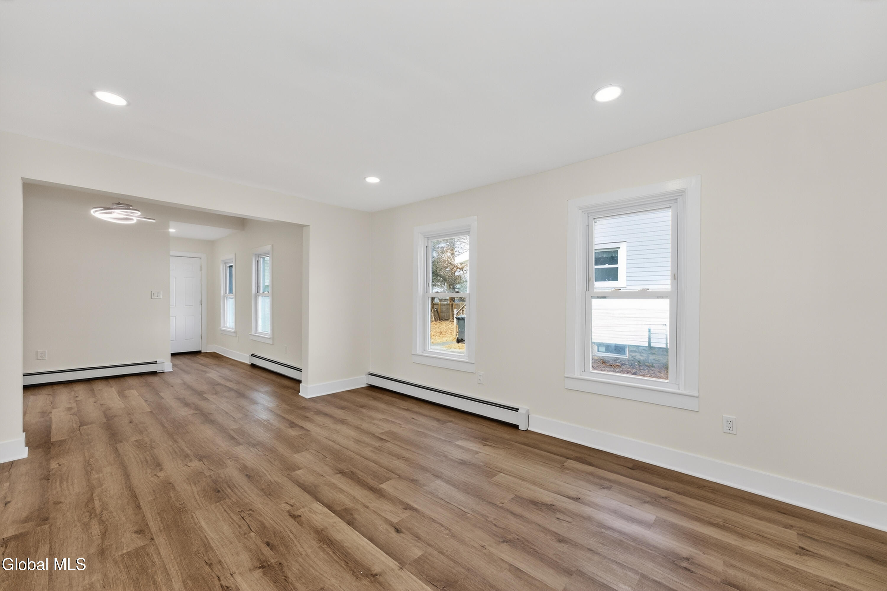 332 Main Street Corinth, NY 12822 - Photo 7 of 43 1 Livingroom 1