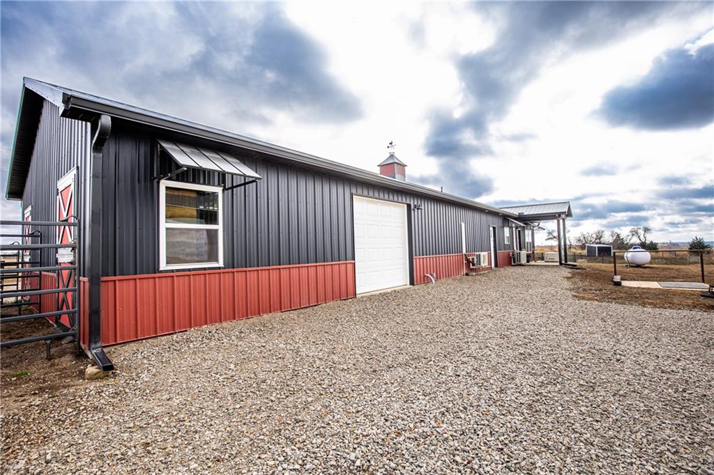 714 Indiana Road Williamsburg, KS 66095 - Photo 13 of 86