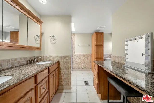 $949,999 | 21915 Columbia Place, Yorba Linda, CA 92887