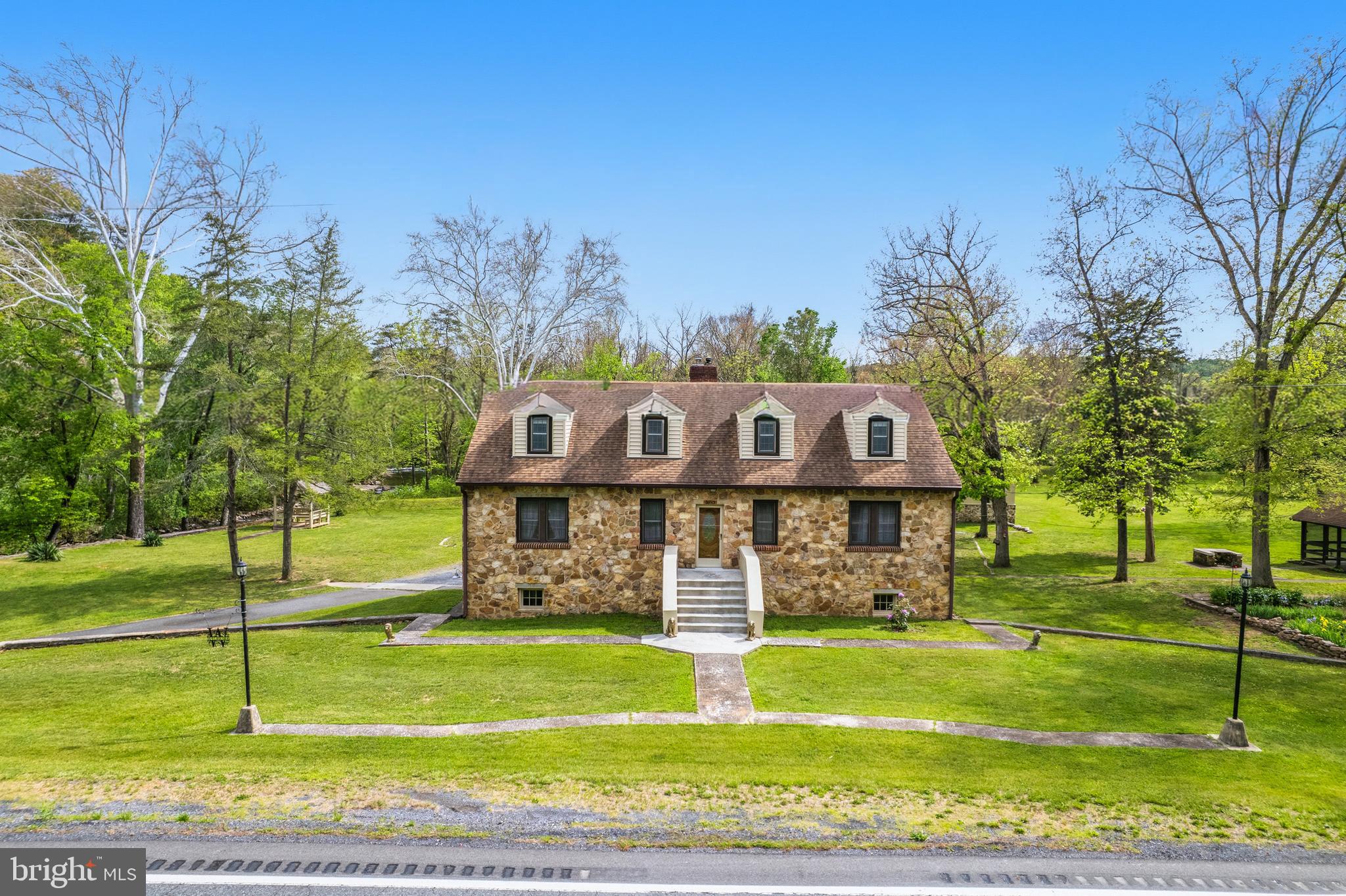3593 Strasburg Road Strasburg, VA 22657 - Photo 5 of 113