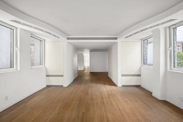 $6,750,000 | 351 East 62nd Street | Lenox Hill