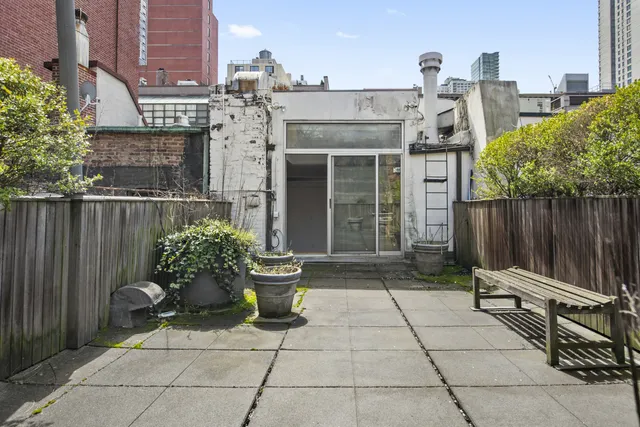 $6,750,000 | 351 East 62nd Street | Lenox Hill