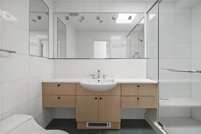 $6,750,000 | 351 East 62nd Street | Lenox Hill