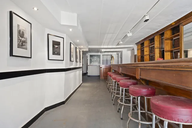 $6,750,000 | 351 East 62nd Street | Lenox Hill