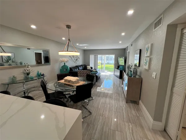 $2,000 | 9780 Marina Boulevard, Unit 415, Boca Raton, FL 33428