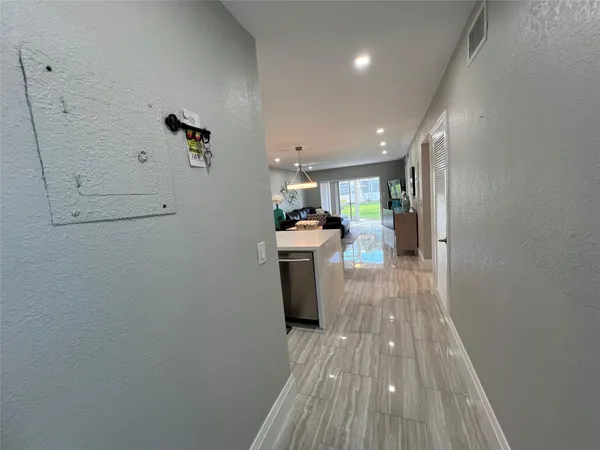 $2,000 | 9780 Marina Boulevard, Unit 415, Boca Raton, FL 33428