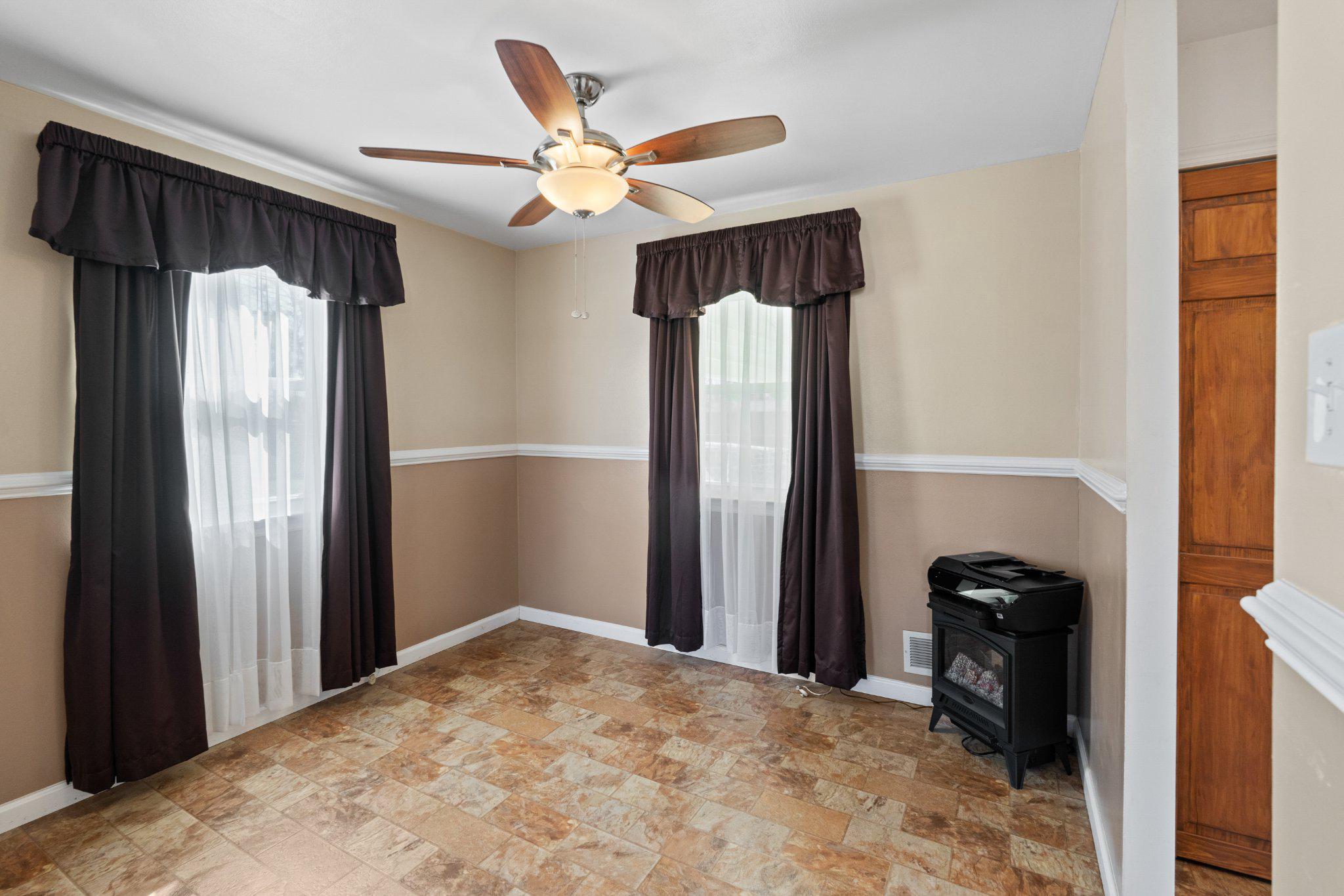 945 Homberg Avenue Baltimore, MD 21221 - Photo 5 of 27 a view of a livingroom with a closet