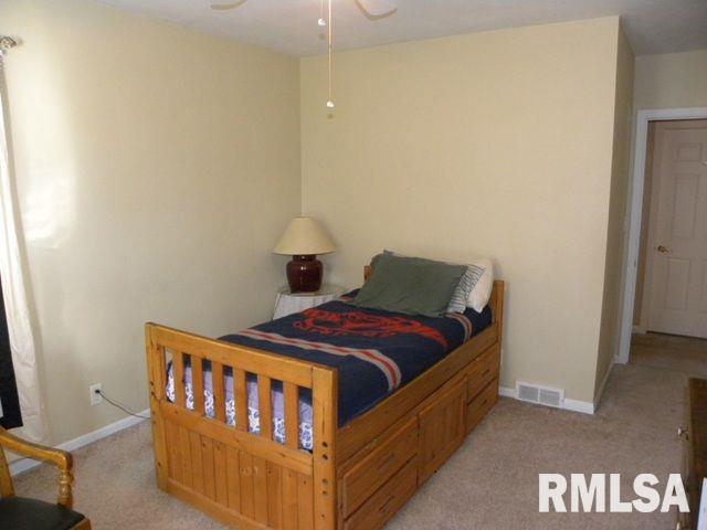 3020 Middle Road Davenport, IA 52803 - Photo 15 of 20 Gallery Image 15