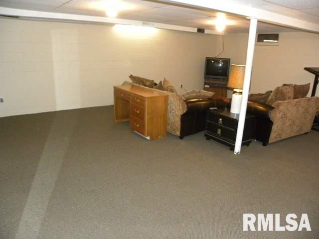 3020 Middle Road Davenport, IA 52803 - Photo 16 of 20 Gallery Image 16