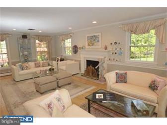 608 Beech Hill Road Wynnewood, PA 19096 - Photo 4 of 11 Living Room
