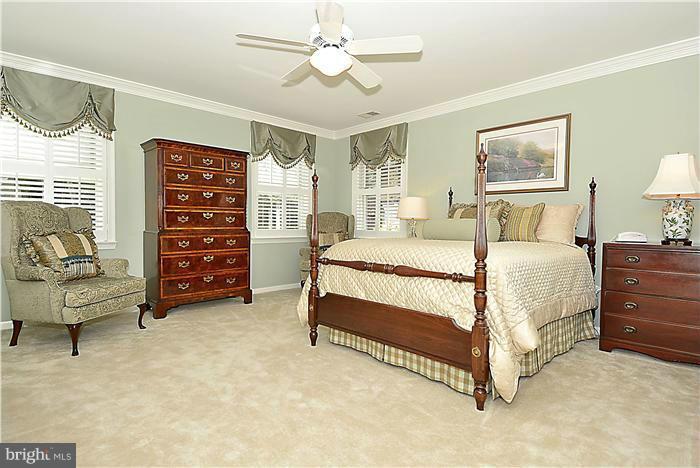 5305 Landgrave Lane Springfield, VA 22151 - Photo 15 of 24 Bedroom (Master)