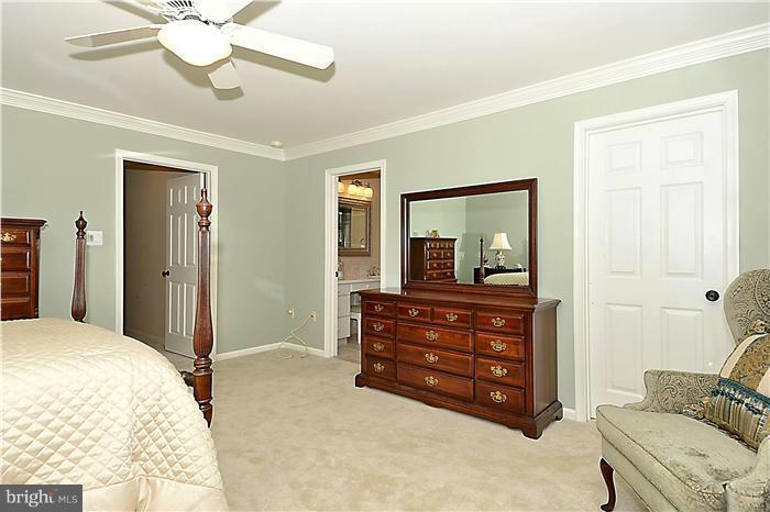 5305 Landgrave Lane Springfield, VA 22151 - Photo 16 of 24 Bedroom (Master)