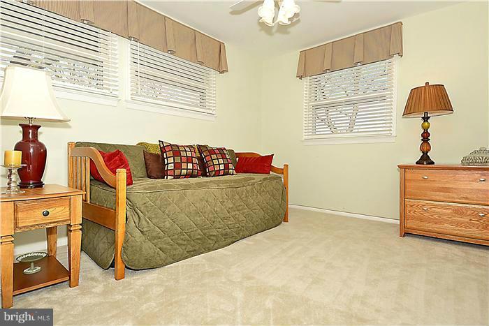5305 Landgrave Lane Springfield, VA 22151 - Photo 20 of 24 Bedroom