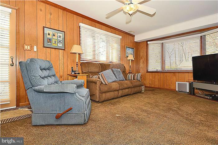 5305 Landgrave Lane Springfield, VA 22151 - Photo 22 of 24 Family Room