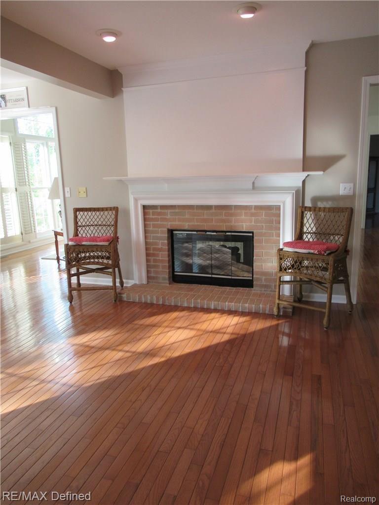 4963 Manchester Court Rochester, MI 48306 - Photo 8 of 31 Kitchen Opens to Cozy Hearth Room