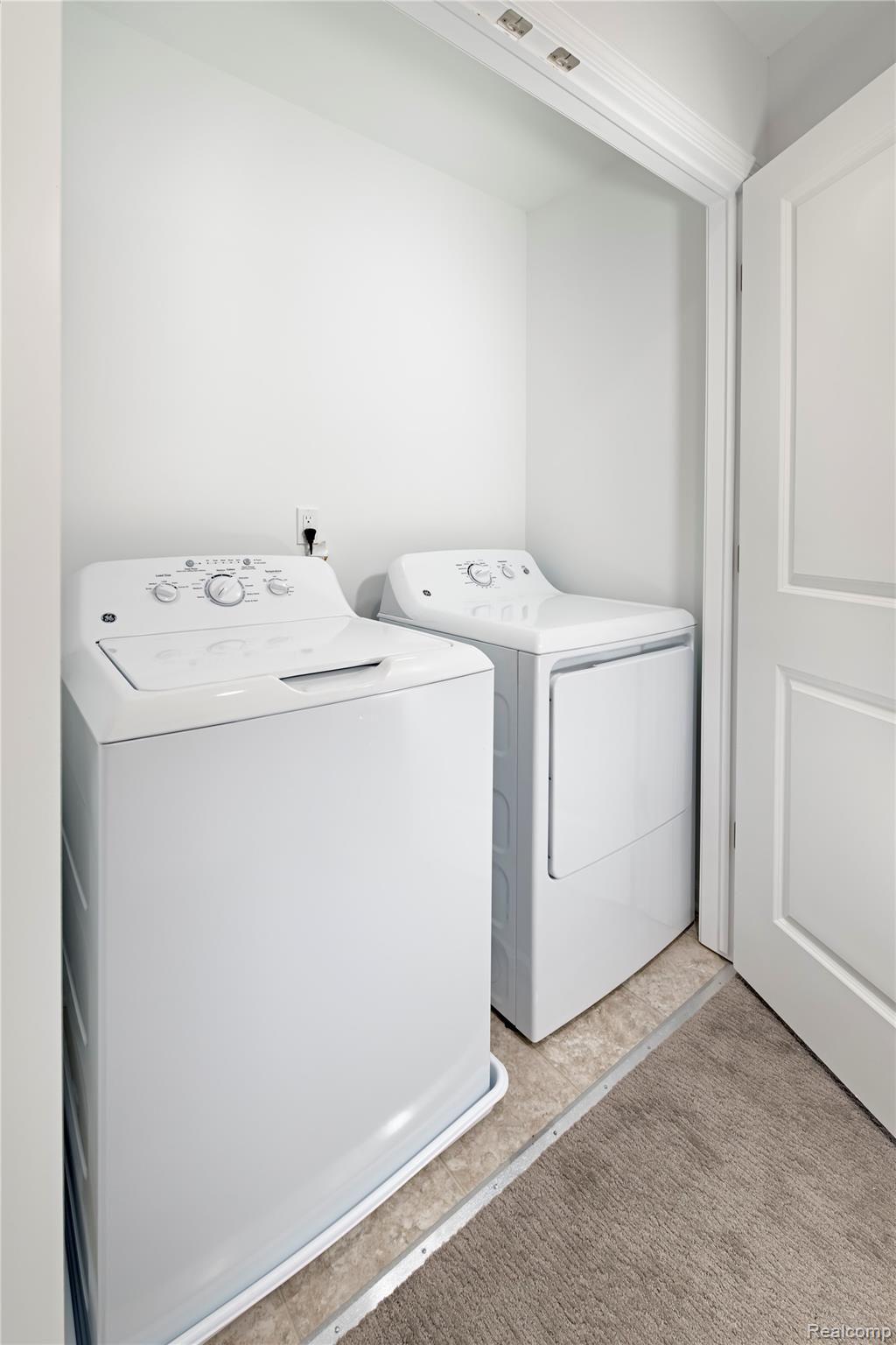 2500 Normandy Road, Unit 68 Royal Oak, MI 48073 - Photo 23 of 27 Laundry room photo of model
