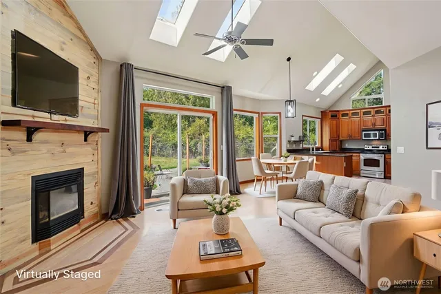 $791,000 | 12619 240th St Court East, Graham, WA 98338