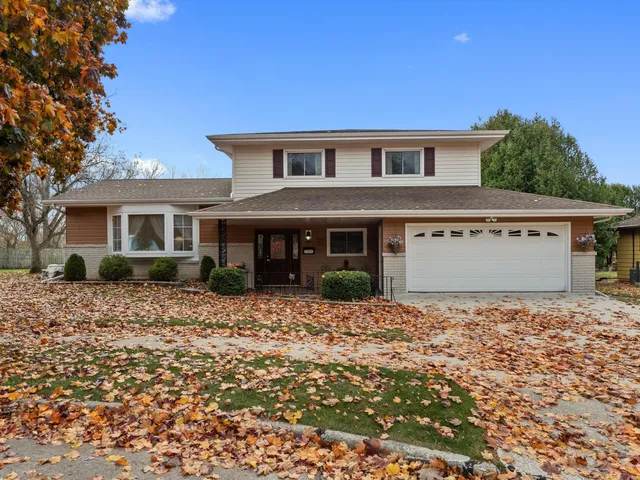 $269,900 | 1501 George Street, Manitowoc, WI 54220