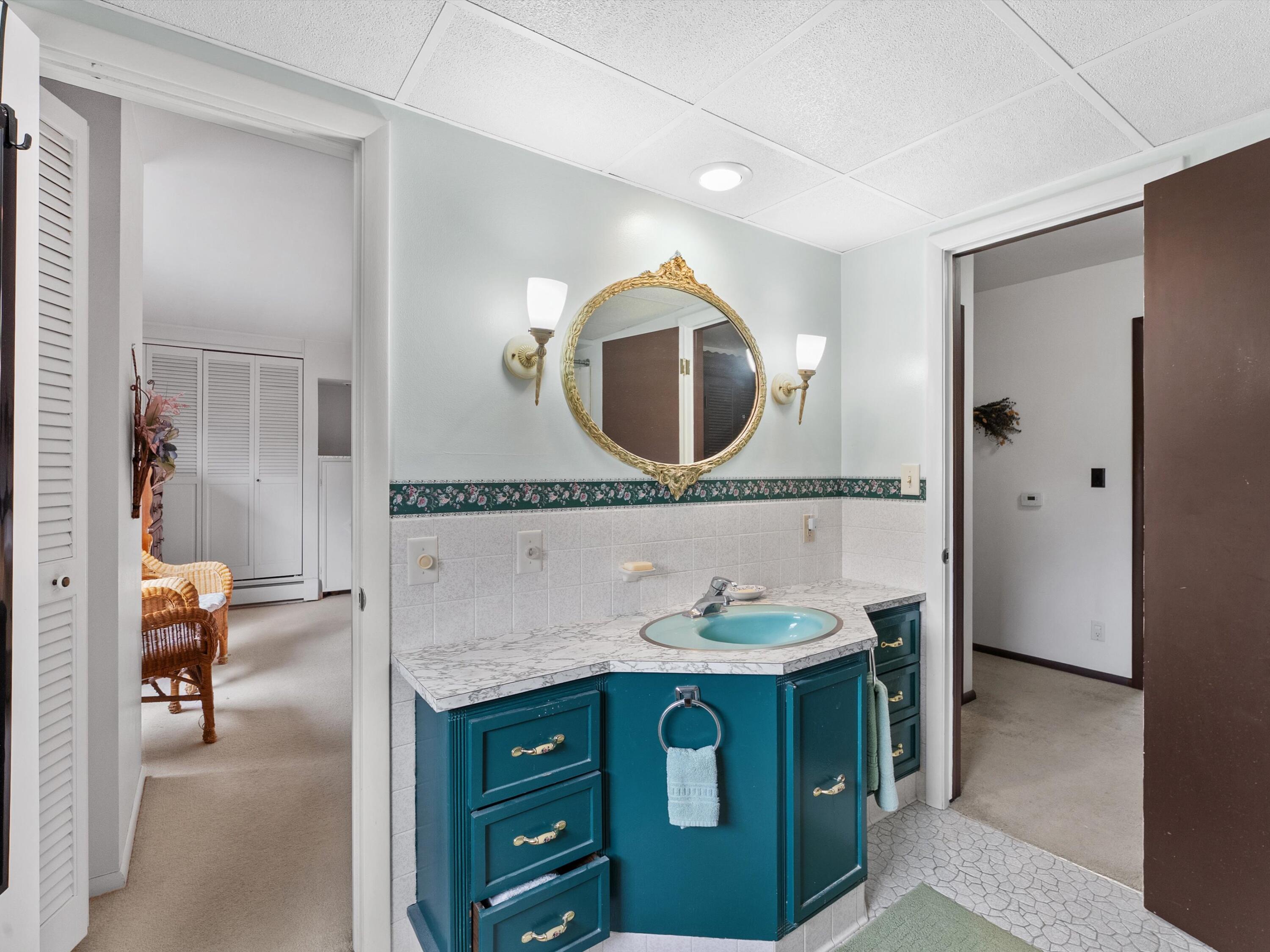 1501 George Street Manitowoc, WI 54220 - Photo 15 of 33 22 dual full bathroom