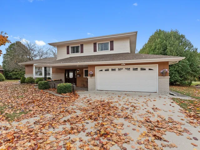 $269,900 | 1501 George Street, Manitowoc, WI 54220