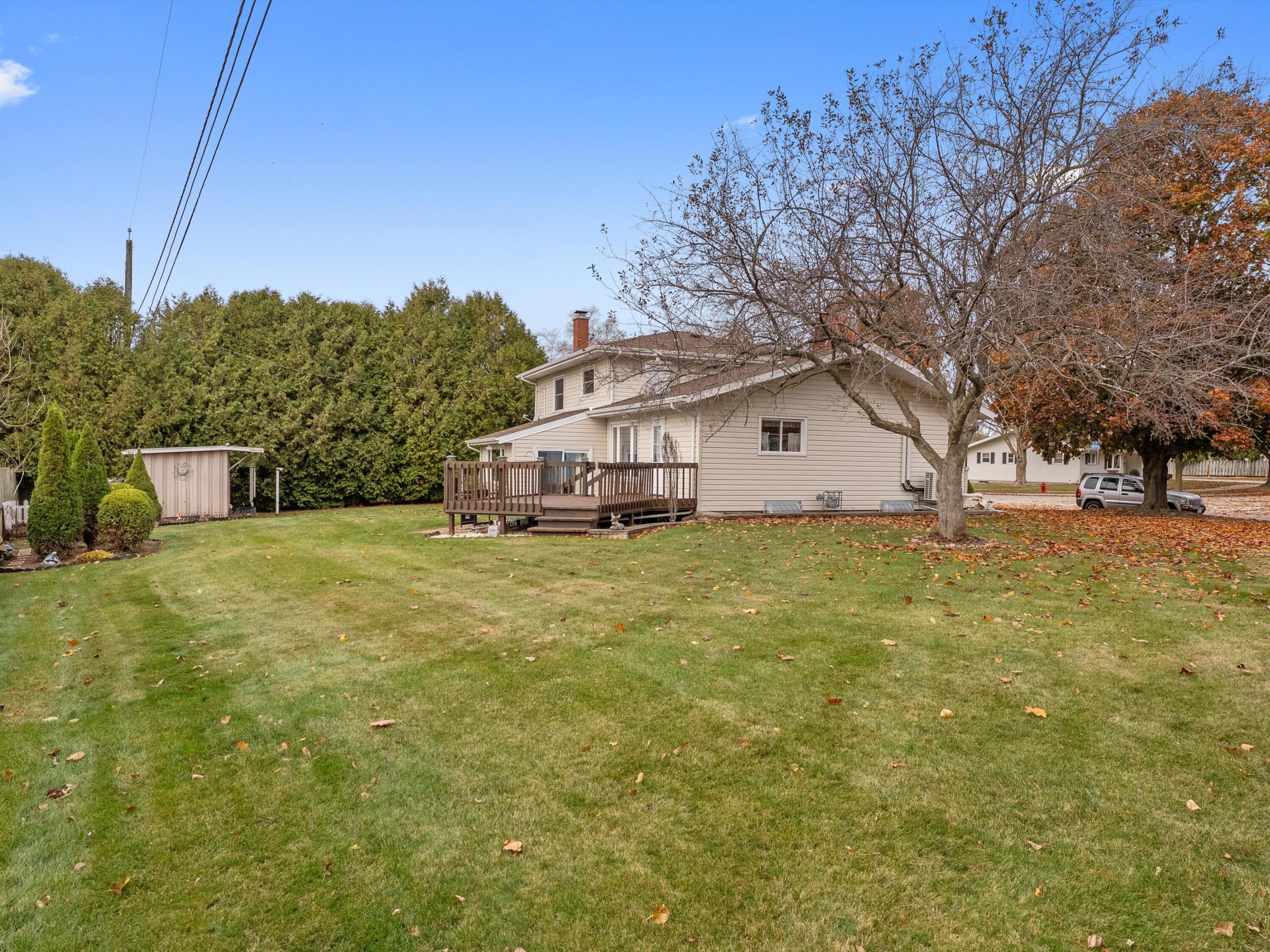 1501 George Street Manitowoc, WI 54220 - Photo 31 of 33 2 back