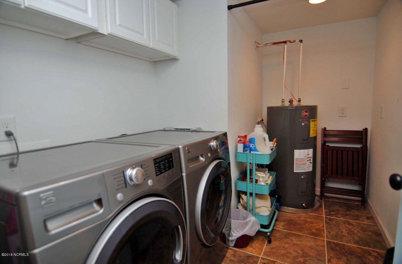 22 Partridge Road Wilmington, NC 28412 - Photo 24 of 30 Laundry Room