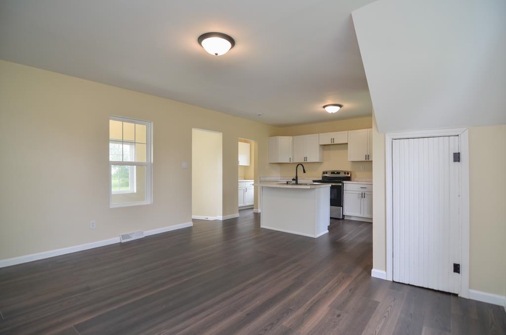 N2265 Lawn Road Pulaski, WI 54162 - Photo 16 of 54 Gallery Image 16