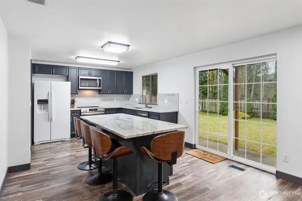 $899,000 | 20831 60th Street East, Bonney Lake, WA 98391