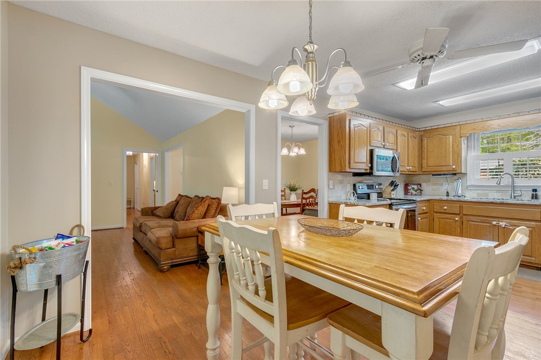 203 Wedgewood Drive Anderson, SC 29621 - Photo 15 of 36