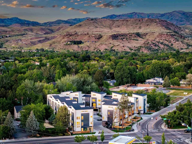 $795,000 | 2043 South Makar Lane, Boise, ID 83706